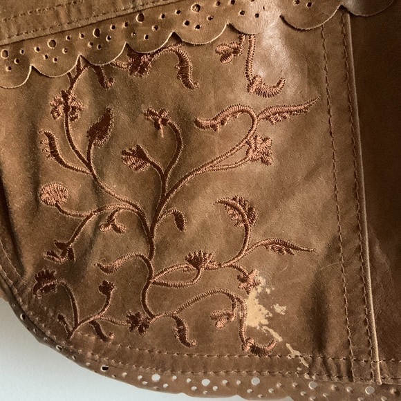 Vintage Tan leather jacket - Picture 4 of 8